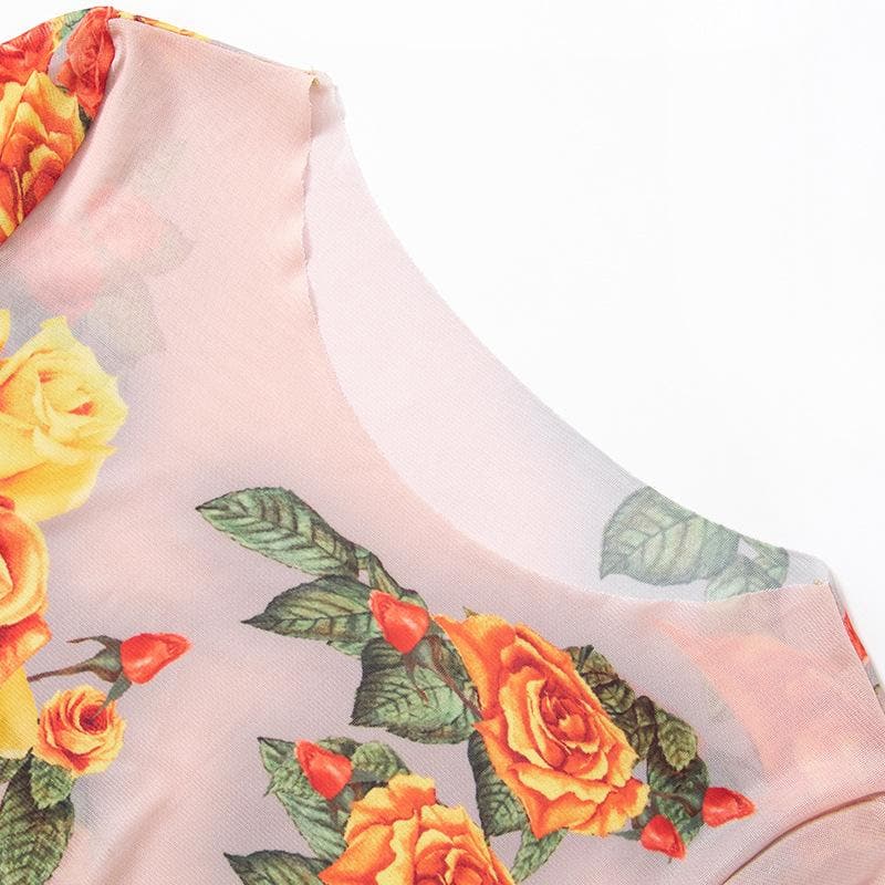 Maxikleid mit langen Ärmeln und transparentem Netzstoff im Kontrastmuster mit Blumenmuster 