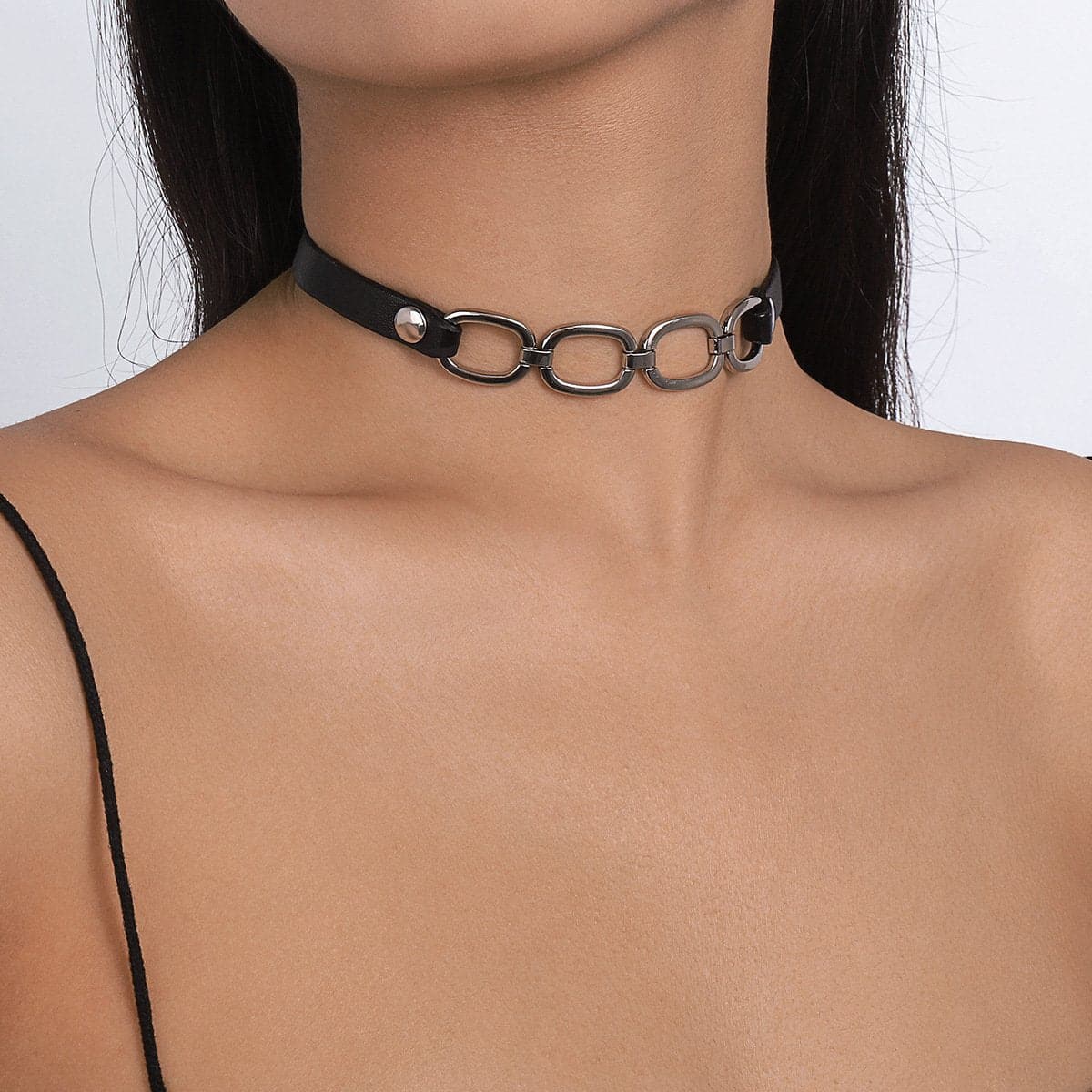 Button PU chain choker necklace