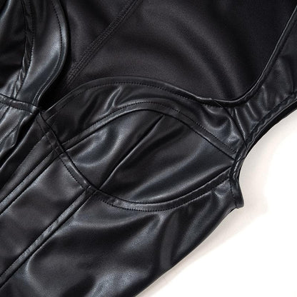 Top scollato con maniche a cappuccio e bottoni in pelle PU solida 