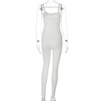 Einfarbiger, gerippter, rückenfreier Camisole-Jumpsuit mit U-Ausschnitt 