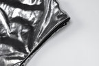 Top corto con scollo a cappuccio e maniche a cappuccio metalliche arricciate