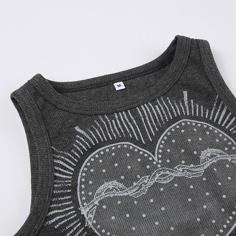 Crewneck sleeveless heart pattern contrast crop top