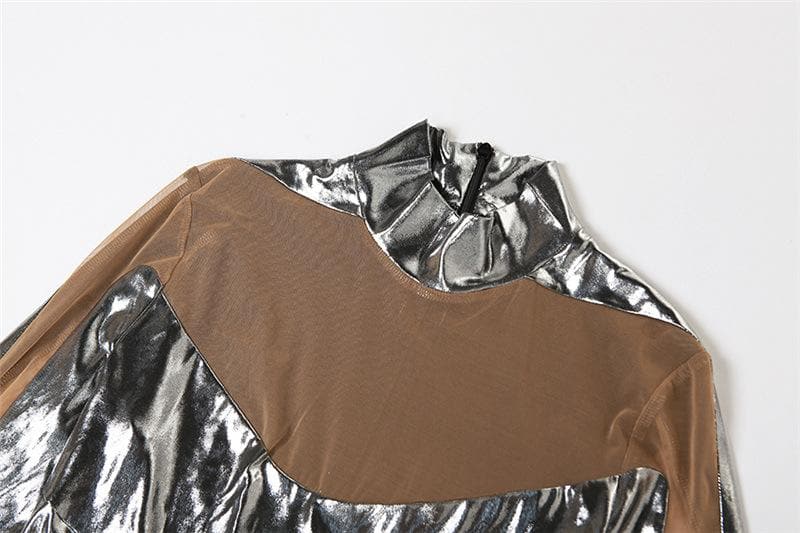 Metallic-Overall mit Reißverschluss und langen Ärmeln, Netz-Patchwork und hohem Kragen 