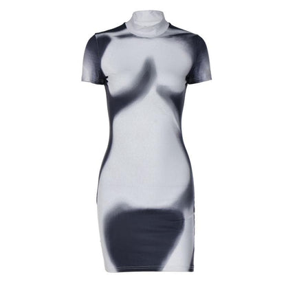 Kurzärmliges, hochgeschlossenes Minikleid mit kontrastierendem Bodyprint 