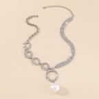 Rhinestone Irregular O Ring Pearl Necklace