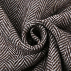 Minigonna a trapezio con cerniera a contrasto e bottoni patchwork 
