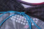 Transparenter, rückenfreier Jumpsuit aus transparentem Netzstoff mit kontrastierenden, kurzärmligen, selbst zu bindenden Ärmeln
