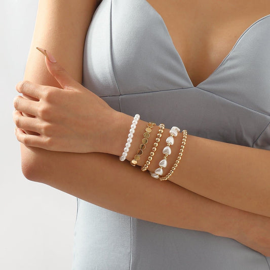 Kettenarmband mit Kunstperlen