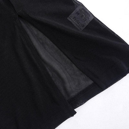 Transparentes, langärmliges Minikleid aus transparentem Netzstoff mit quadratischem Ausschnitt und Schlitz