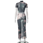 Completo gonna lunga a maniche corte con spacchi traforati e tie-dye in rete trasparente 