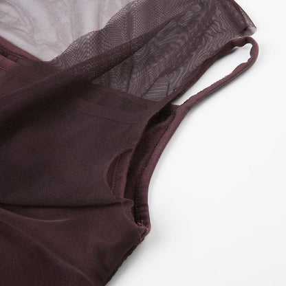 Ärmelloses Oberteil mit unregelmäßigem Wasserfallausschnitt und Netz-Patchwork 