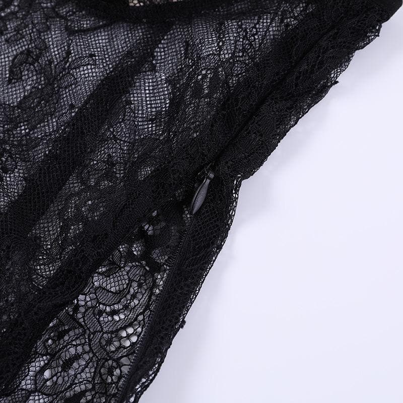 Top in pizzo con spalline sottili e allacciatura a V e schiena scoperta 