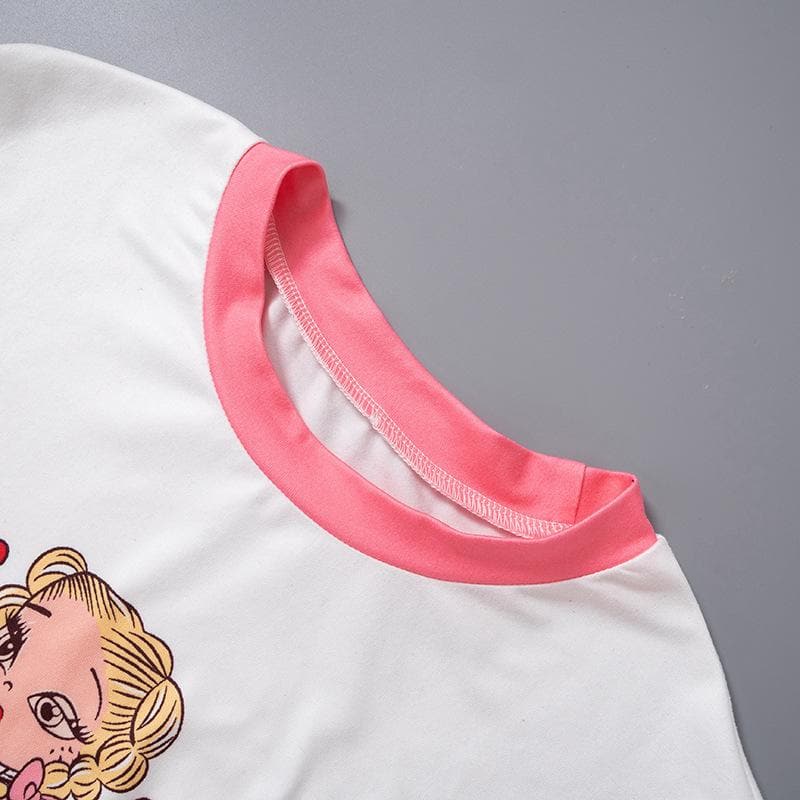 Comic pattern contrast short sleeve ruffle crewneck crop top