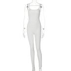 Einfarbiger, gerippter, rückenfreier Camisole-Jumpsuit mit U-Ausschnitt 
