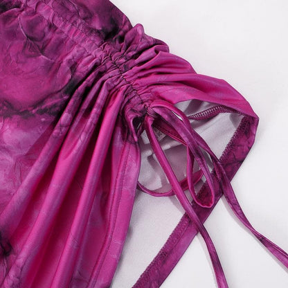 Rückenfreies Neckholder-Minikleid mit Korsett und Rüschen im Kontrastdruck 