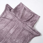 Top corto senza maniche a contrasto con collo alto e tie-dye