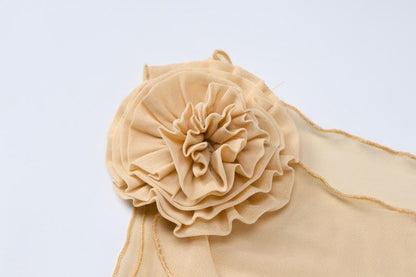 Ärmelloses Midikleid aus transparentem Netzstoff mit Rüschen und Blumenapplikation