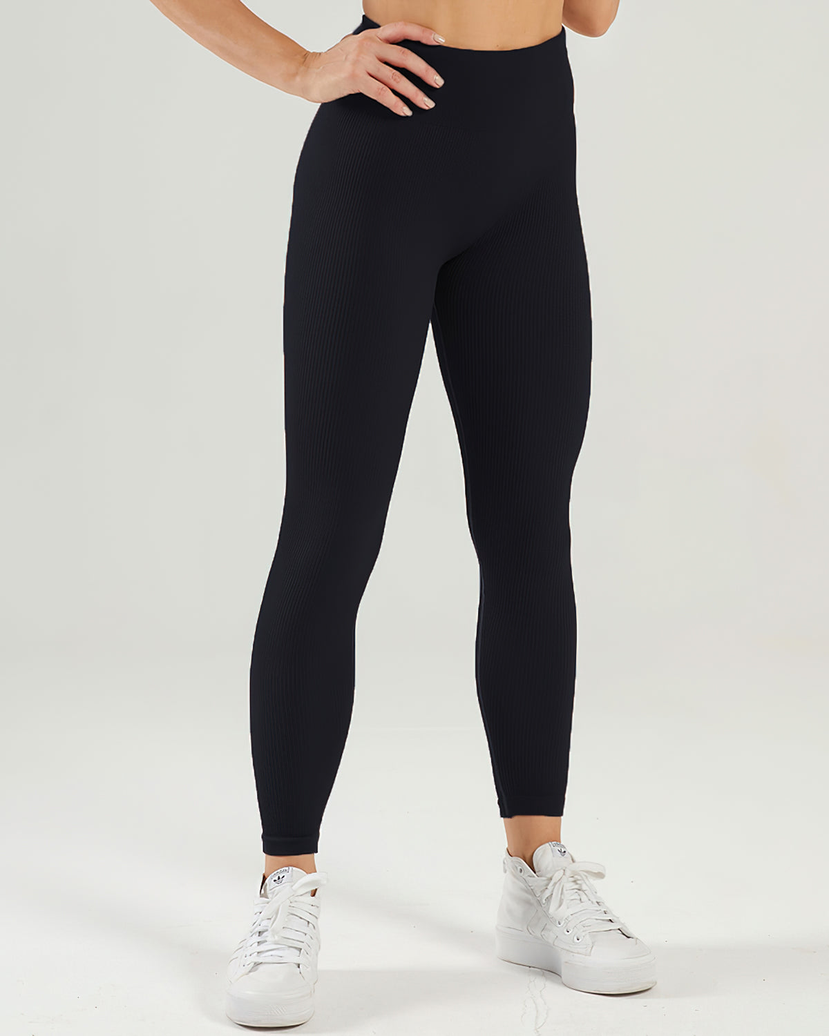 Nieve Gerippte Nahtlose Leggings - Schwarz