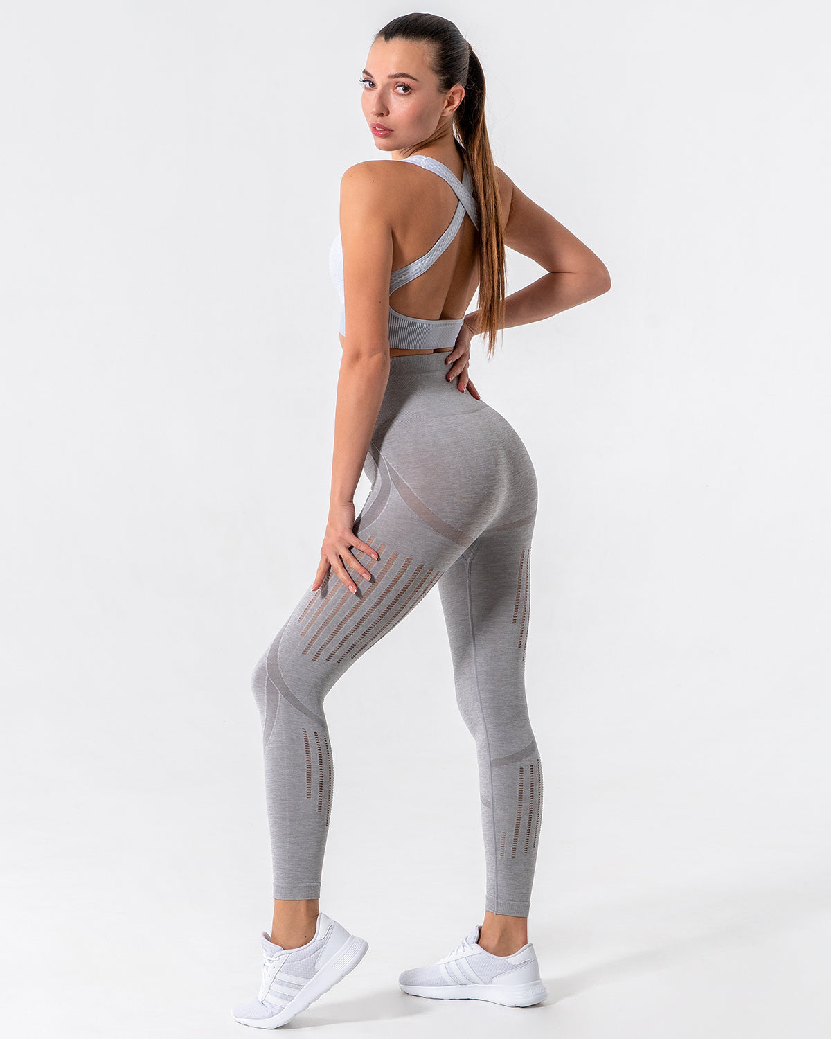 Nina Luxe Hollow Leggings - Grau